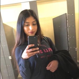 Meet your Posher, Sharan